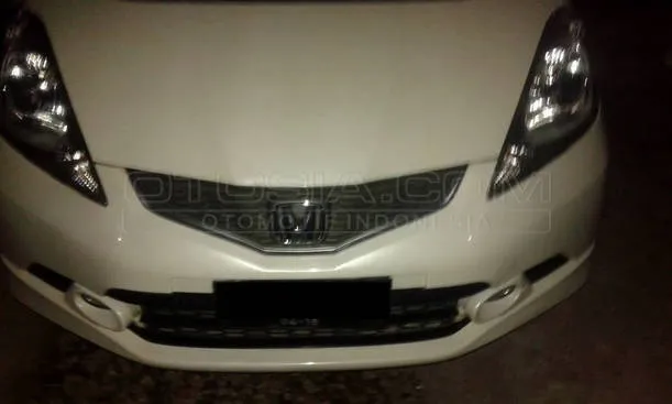 Dijual Mobil Bekas Denpasar - Honda Jazz 2011 Otosia.com