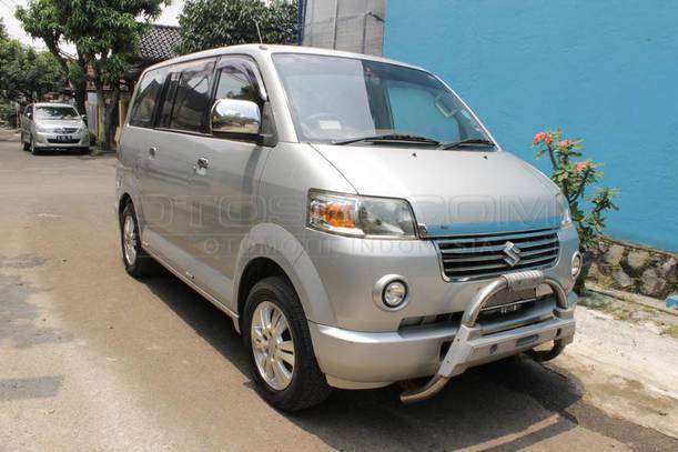 Dijual Mobil Bekas Bekasi - Suzuki APV 2005 Otosia.com