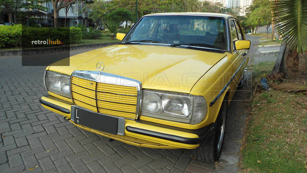 Dijual Mobil Bekas Surabaya - Mercedes Benz E-Class, 1979