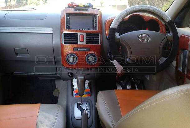  Mobil  Kapanlagi com Dijual Mobil  Bekas Jakarta Barat 