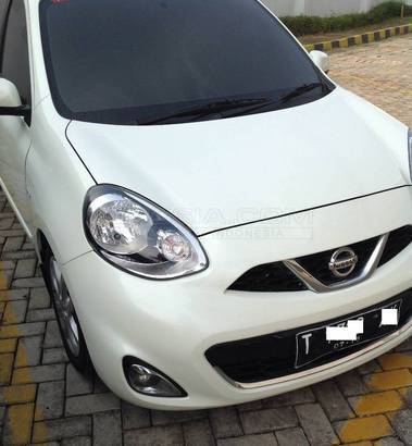 Dijual Mobil Bekas Bekasi - Nissan March 2013