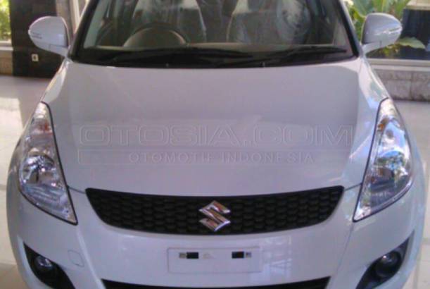 Dijual Mobil Bekas Malang - Suzuki Splash 2015 Otosia.com