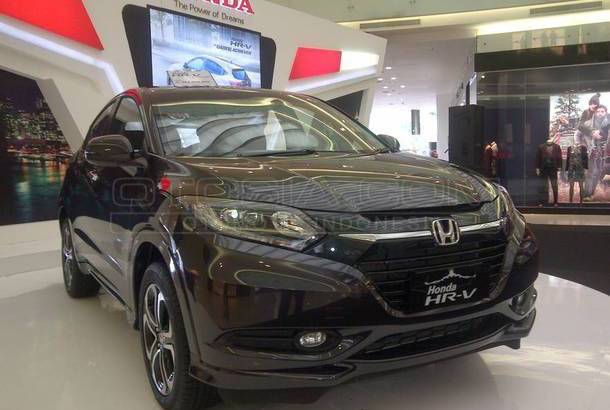 Dijual Mobil Bekas Surabaya - Honda HR-V 2015 Otosia.com