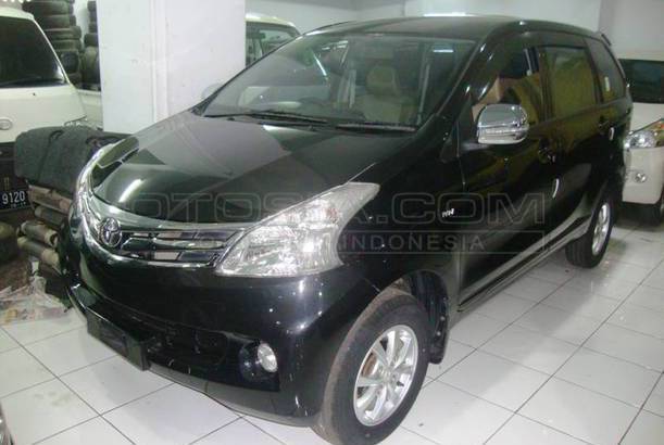  Dijual Mobil Bekas Makassar Toyota Avanza 2013 Otosia com