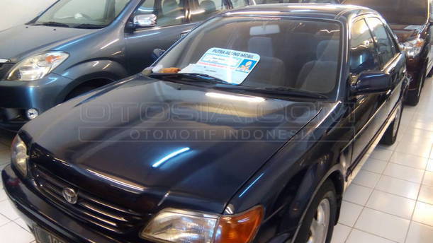 Dijual Mobil Bekas Surabaya - Toyota Soluna 2001