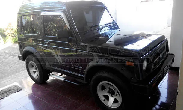 Dijual Mobil Bekas Malang - Suzuki Katana 1996