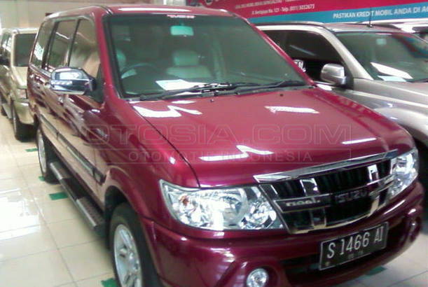  Dijual  Mobil  Bekas  Surabaya Isuzu  Panther  2011