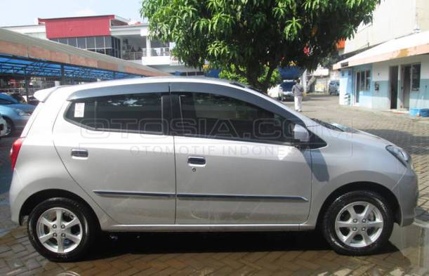 Dijual Mobil Bekas Medan - Daihatsu Ayla 2014