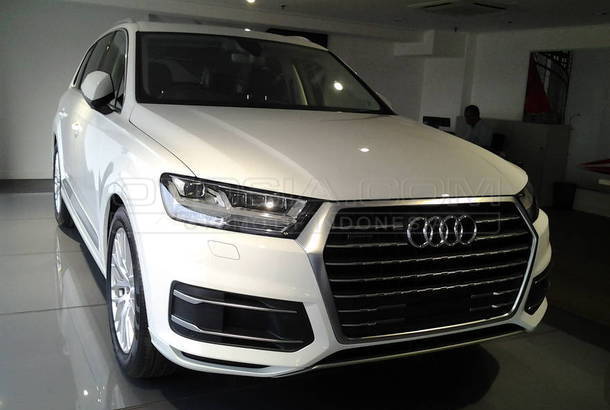  Dijual  Mobil  Bekas  Jakarta Selatan Audi  Q7  2021 