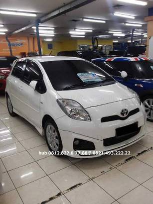  Dijual  Mobil  Bekas  Jakarta  Selatan  Toyota Yaris  2012