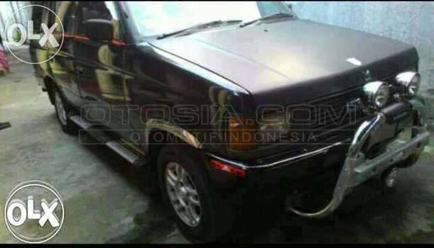  Dijual  Mobil  Bekas  Solo  Isuzu  Panther  1993 Otosia com