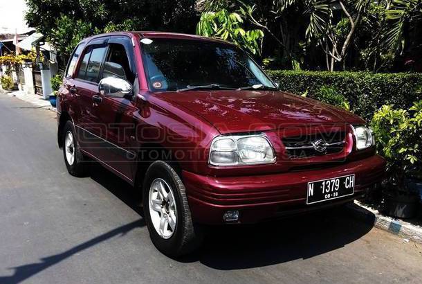 Dijual Mobil Bekas Malang - Suzuki Escudo 2004 Otosia.com