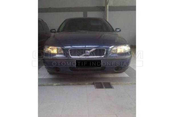 Dijual Mobil Bekas Jakarta Timur - Volvo S60 2004 