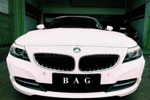 Dijual Mobil Bekas Jakarta Selatan - BMW Z4 2010