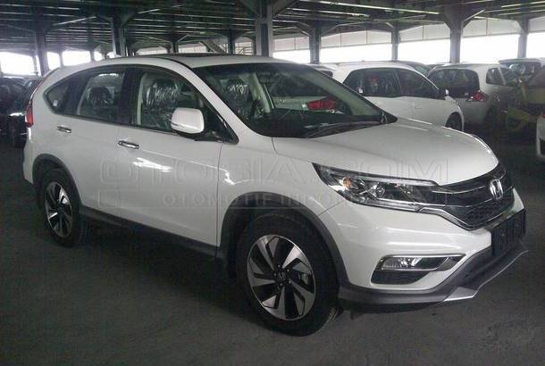 Dijual Mobil Bekas Surabaya - Honda CR-V 2015 Otosia.com