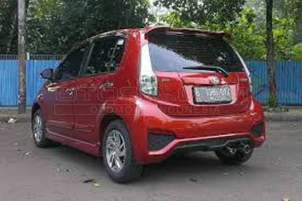 Dijual Mobil Bekas Bandung - Daihatsu Sirion 2015 