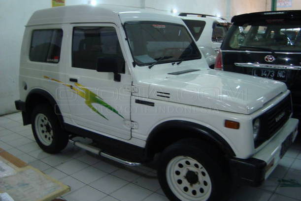 Mobil Kapanlagi.com : Dijual Mobil Bekas Surabaya - Suzuki 