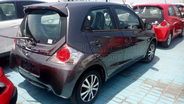 Dijual Mobil Bekas Surabaya - Honda Brio 2015