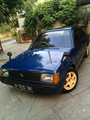 Jual Mobil Mitsubishi Lancer 1.5 SL Bensin 1981 - Solo 