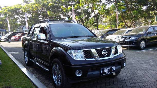  Dijual  Mobil  Bekas  Jakarta  Barat Nissan Frontier Navara  