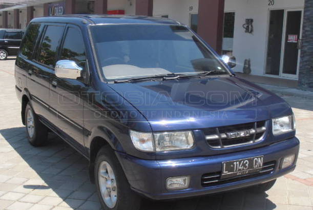 Dijual Mobil Bekas Surabaya - Isuzu Panther 2001
