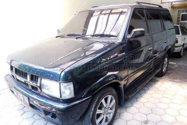 Dijual Mobil Bekas Yogyakarta - Isuzu Panther 2000 