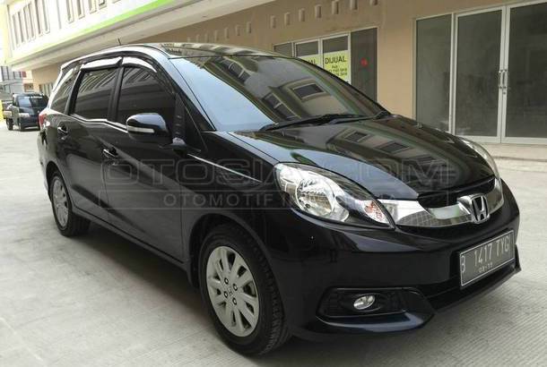 Dijual Mobil Bekas Jakarta Timur - Honda Mobilio 2014