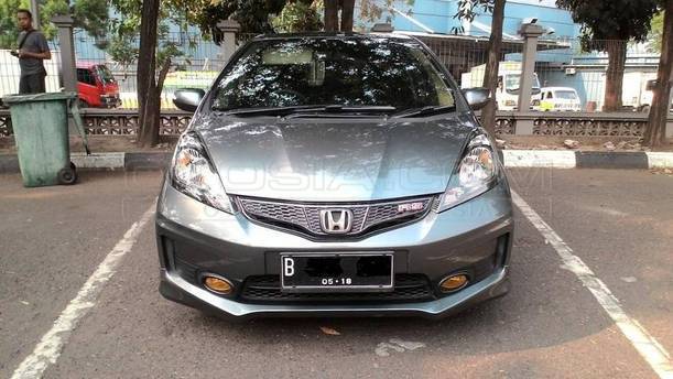 Dijual Mobil Bekas Tangerang - Honda Jazz 2013