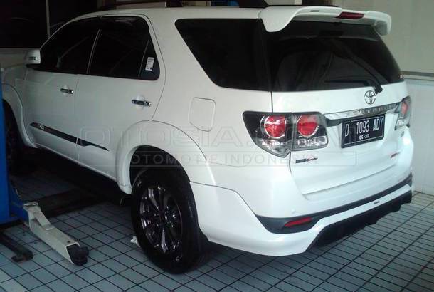 Dijual Mobil Bekas Bandung - Toyota Fortuner 2015