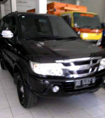 Dijual Mobil Bekas Yogyakarta - Isuzu Panther 2009 