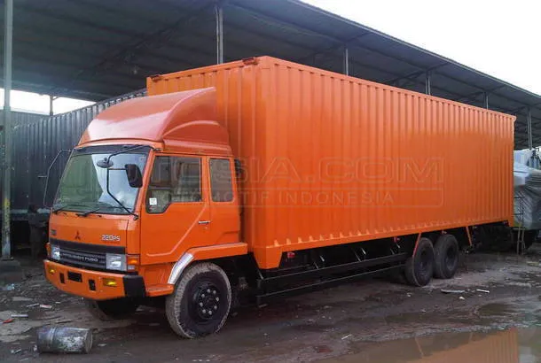 Dijual Mobil Bekas Jakarta Timur - Mitsubishi Fuso 2017