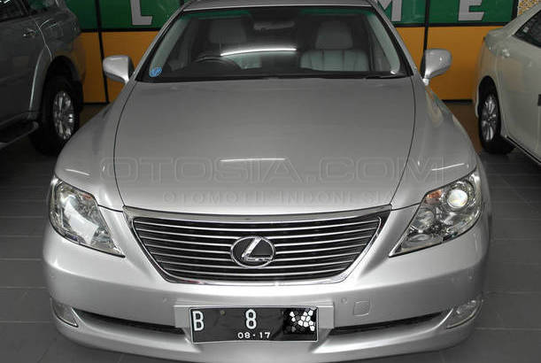 Jual Mobil Lexus LS 460 L Bensin 2007 - Tangerang Otosia.com