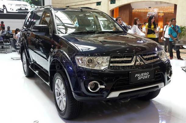 Dijual Mobil Bekas Tangerang - Mitsubishi Pajero 2015 