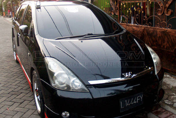 Dijual Mobil Bekas Surabaya - Toyota Wish 2005 Otosia.com