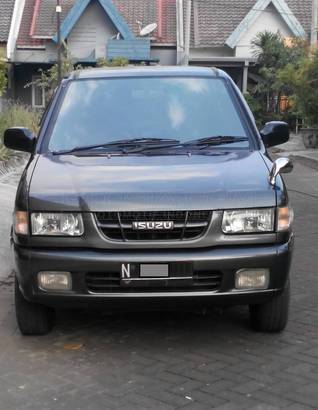  Dijual  Mobil  Bekas  Malang Isuzu  Panther  2000 Otosia com