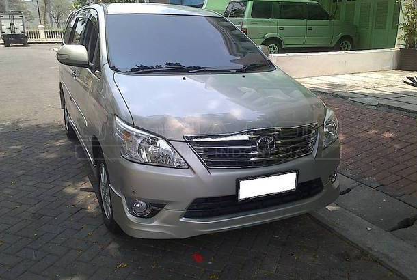 Dijual Mobil Bekas Jakarta Utara - Toyota Kijang Innova 2013