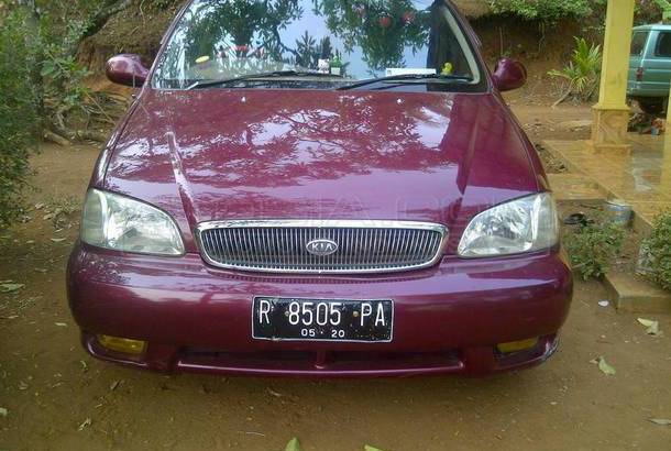 Dijual Mobil Bekas Bandung - KIA Carnival 2000