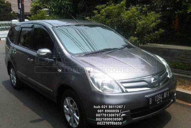 Dijual Mobil  Bekas Jakarta Timur Nissan Grand  Livina  2011 
