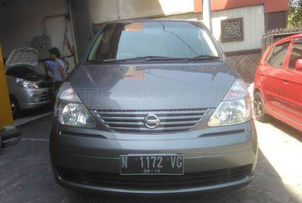 Dijual Mobil Bekas Surabaya - Nissan Serena 2011 Otosia.com