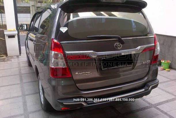 Jual Mobil Toyota Kijang Innova G 2.0 Bensin Bensin 2014 