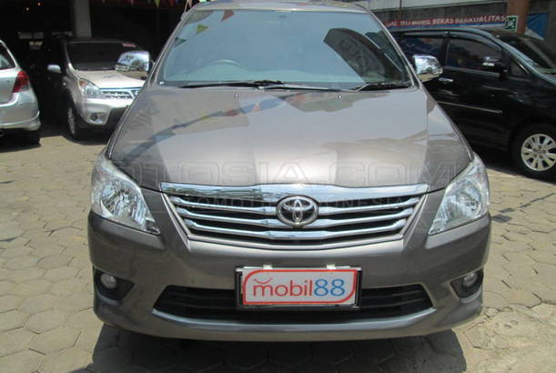  Dijual  Mobil  Bekas  Bandung Toyota Kijang  Innova  2012 