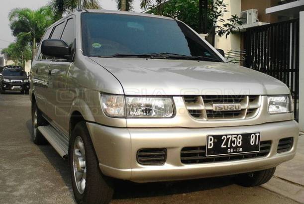 Dijual Mobil Bekas Jakarta Utara - Isuzu Panther 2003 