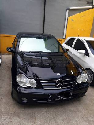 Jual Mobil Mercedes Benz C-Class C 240 Sport Bensin 2005 