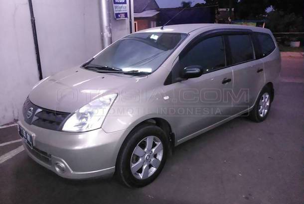 Dijual Mobil Bekas Bogor - Nissan Grand Livina, 2009 