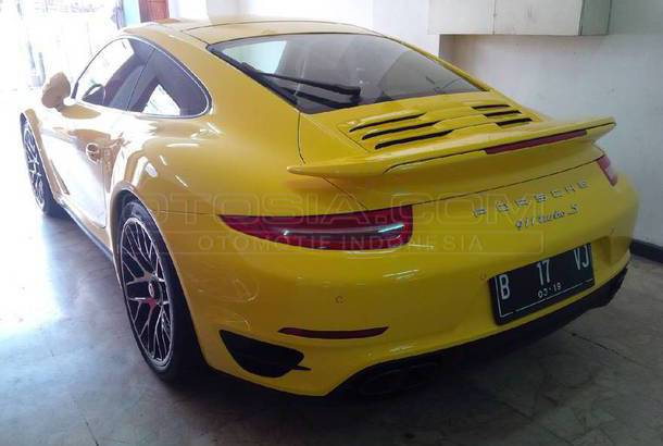 Dijual Mobil Bekas Jakarta Selatan - Porsche 911 2013