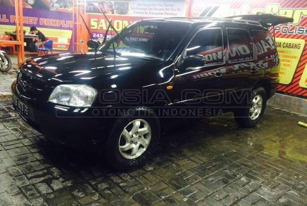 Dijual Mobil Bekas Bekasi - Mazda Tribute 2003