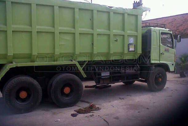 Dijual Mobil Bekas Jakarta Barat - Hino Dump Truck, 2007 ...