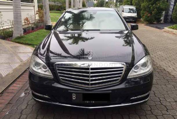 Jual Mobil Mercedes Benz S-Class S 300 A T Bensin 2011 