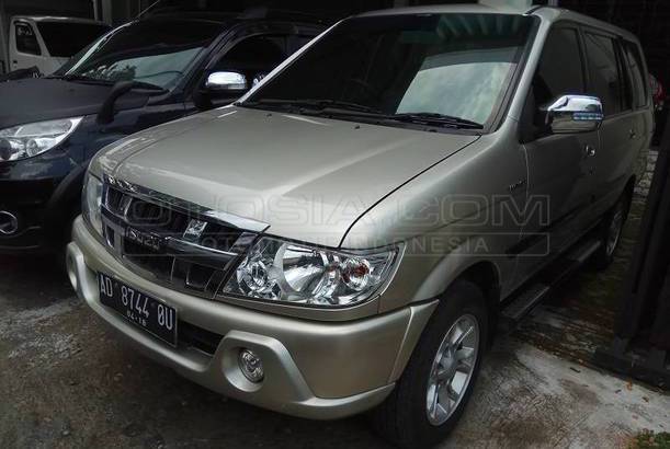 Dijual Mobil Bekas Solo - Isuzu Panther 2013 Otosia.com