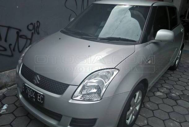 Dijual Mobil Bekas Yogyakarta - Suzuki Swift 2008 